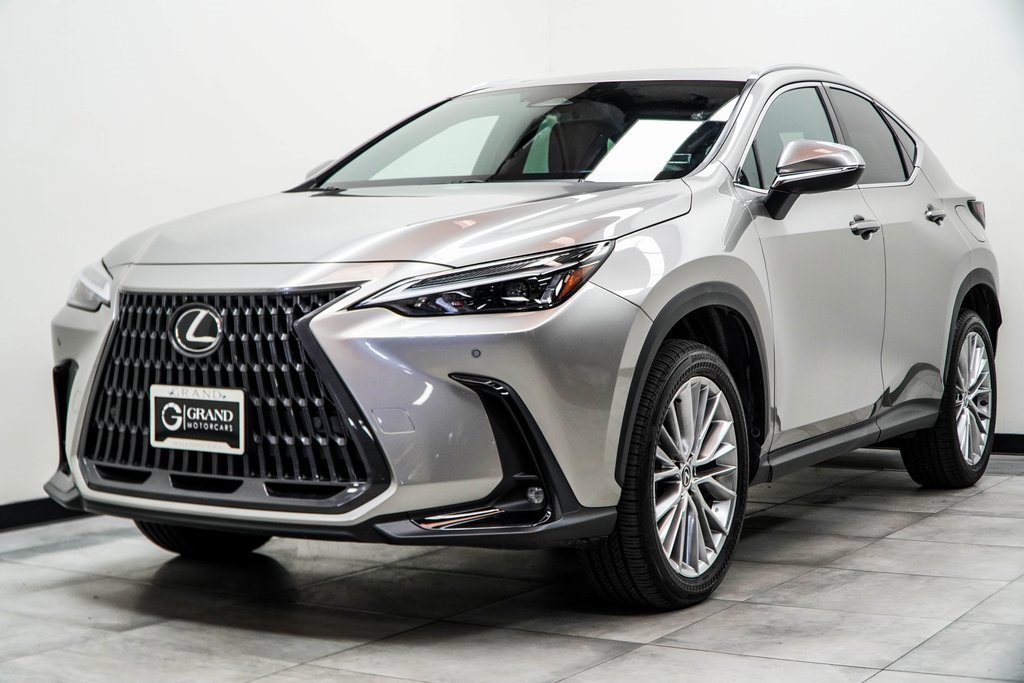 Used 2024 Lexus NX 300h AWD w/ Luxury Package image 6