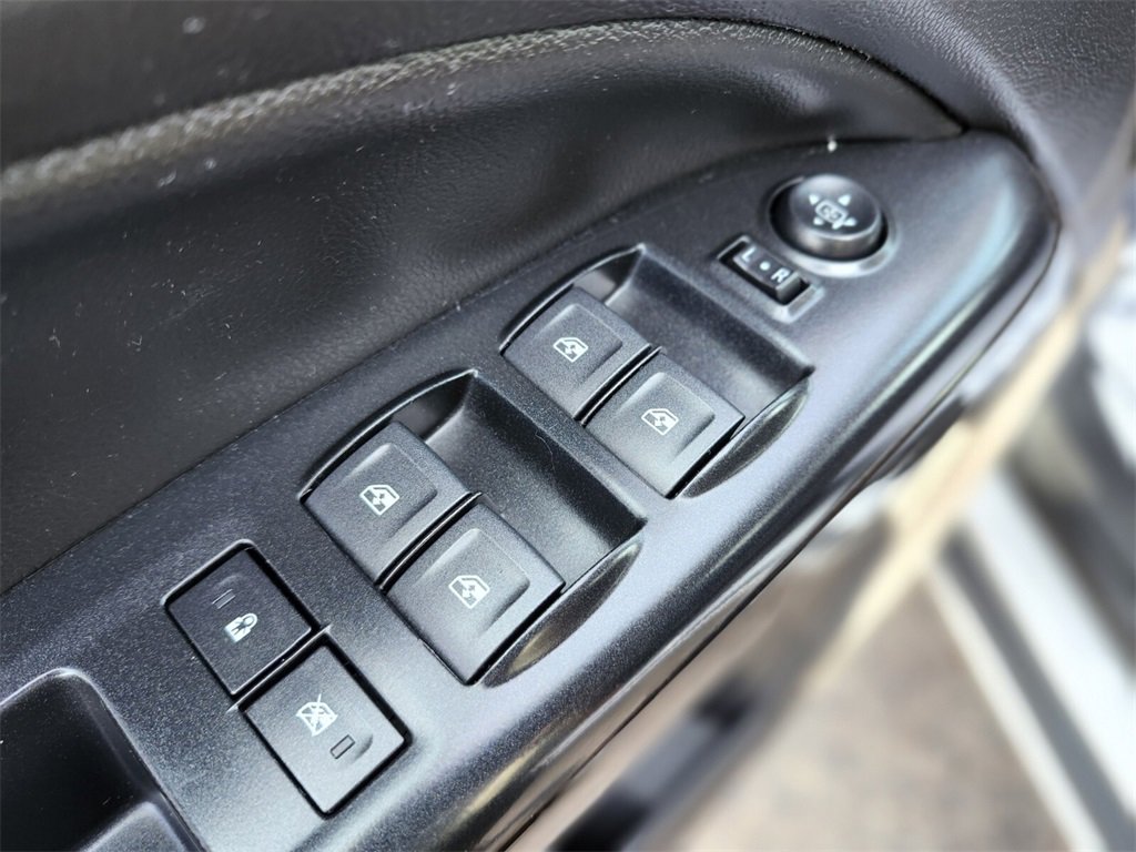 Used 2017 GMC Canyon SLT w/ Trailering Package image 17