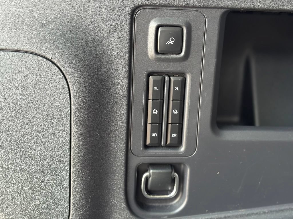 Used 2025 Ford Expedition Platinum AWD/4WD image 12