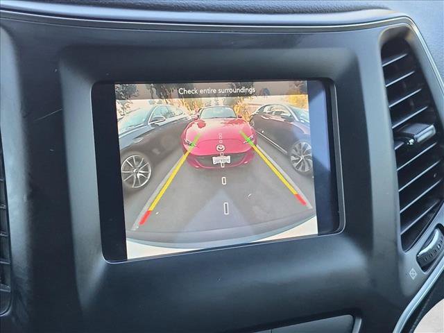 Used 2020 Jeep Cherokee Latitude FWD image 14