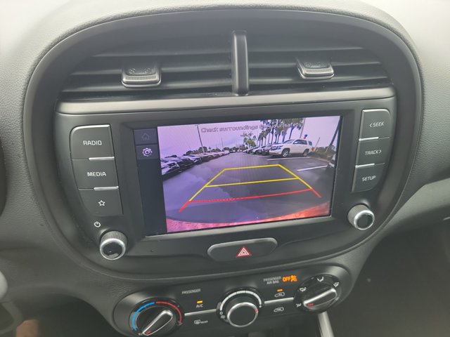 Used 2023 Kia Soul LX FWD image 28