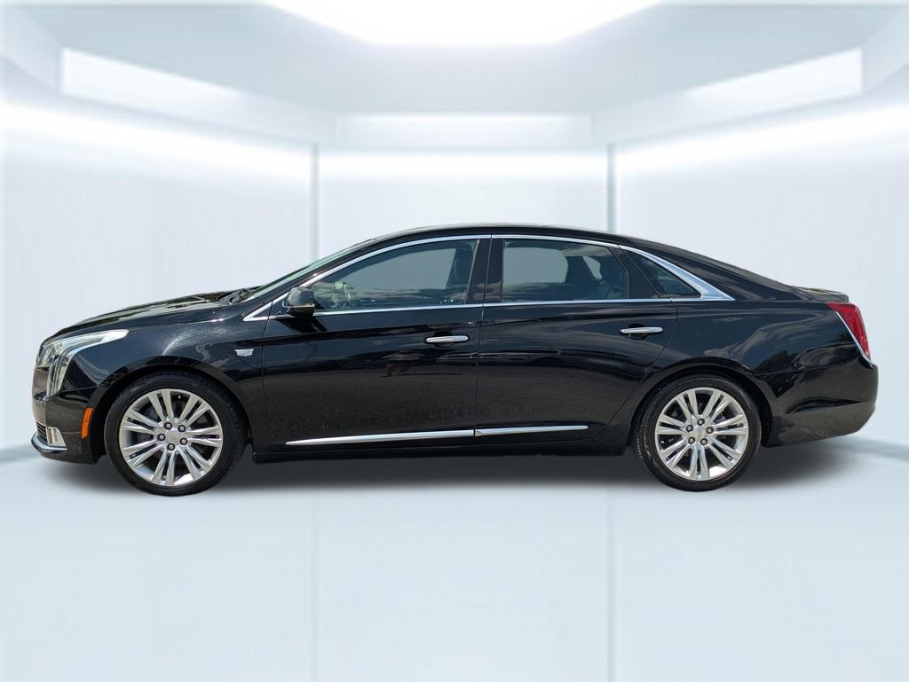 Used 2019 Cadillac XTS Luxury FWD image 2