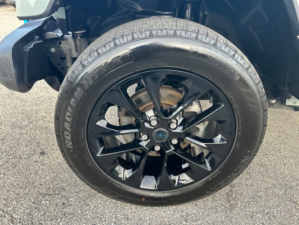 Used 2024 Jeep Wrangler Unlimited Sahara AWD/4WD image 18