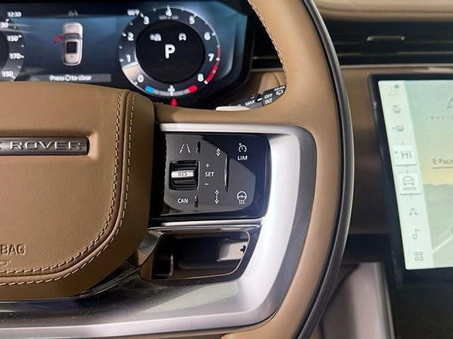 New 2026 Land Rover Range Rover SV AWD/4WD image 38