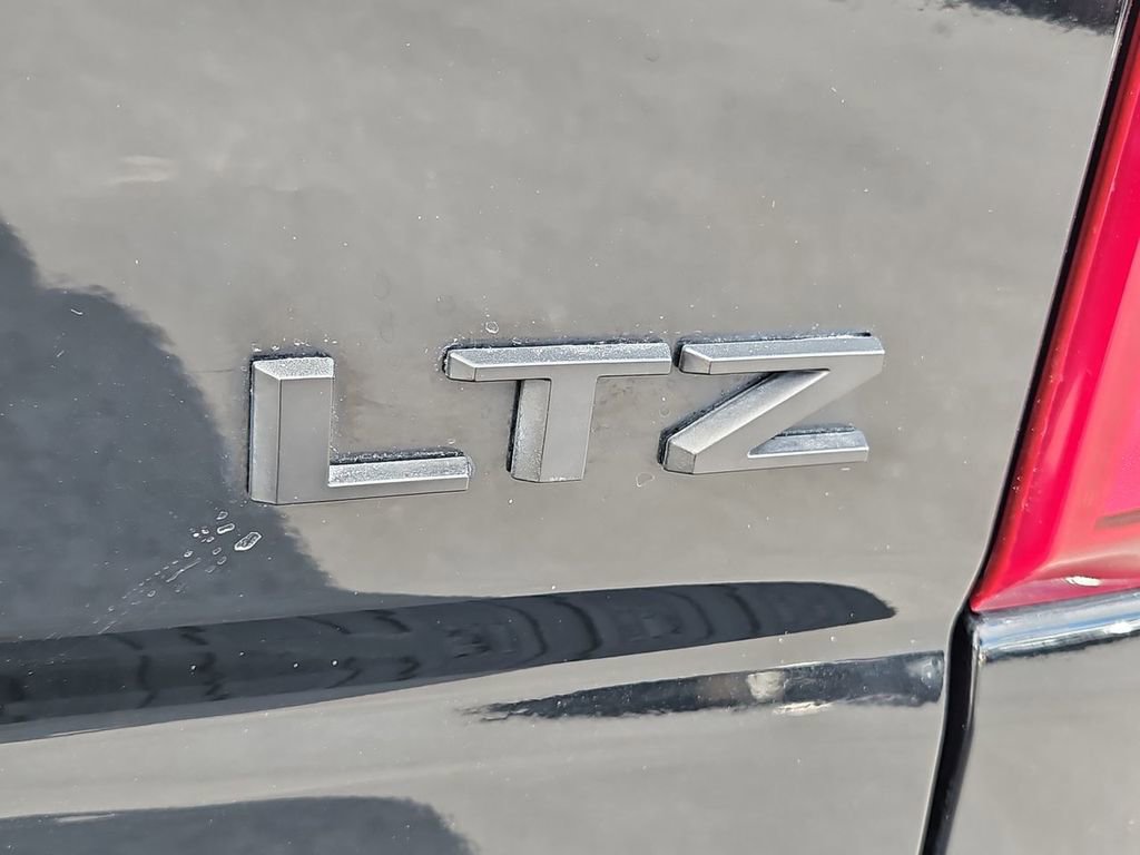 Used 2022 Chevrolet Silverado 3500 LTZ w/ LTZ Plus Package image 39