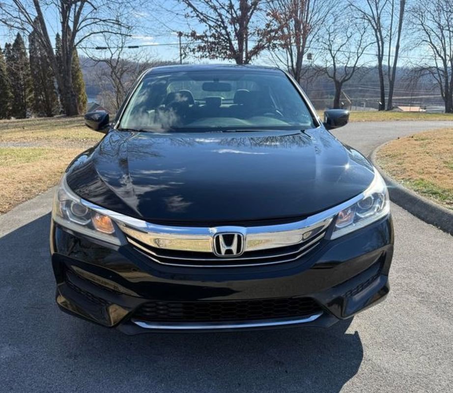 Used 2016 Honda Accord LX image 2