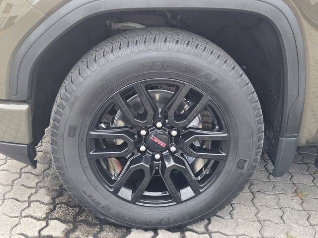 Used 2023 GMC Sierra 1500 Elevation w/ Elevation Premium Package AWD/4WD image 12