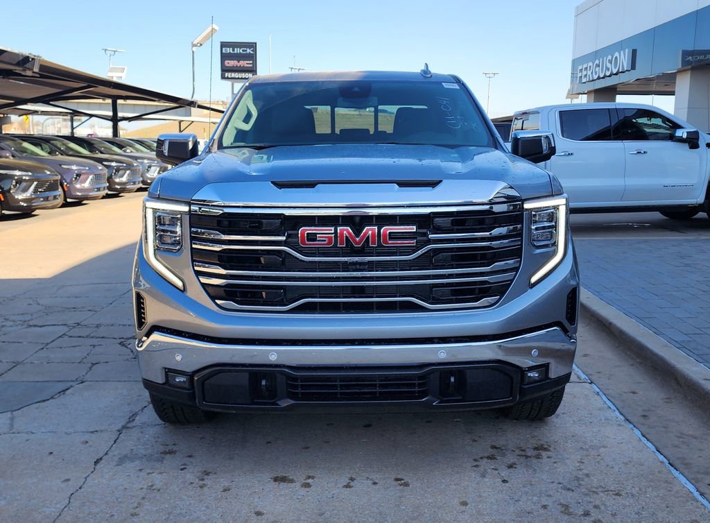 New 2026 GMC Sierra 1500 SLT image 9