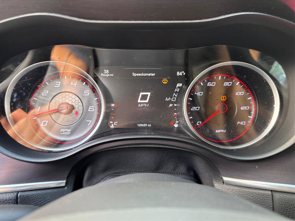 Used 2015 Dodge Charger SE w/ Sport Appearance Group RWD image 18