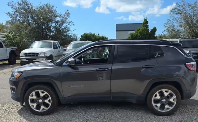 Used 2019 Jeep Compass Altitude image 2