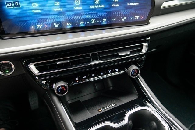 New 2026 Chevrolet Traverse LT w/ Enhanced Driving Package image 31