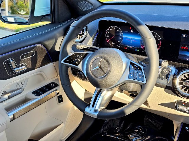 New 2026 Mercedes-Benz GLB 250 4MATIC image 26