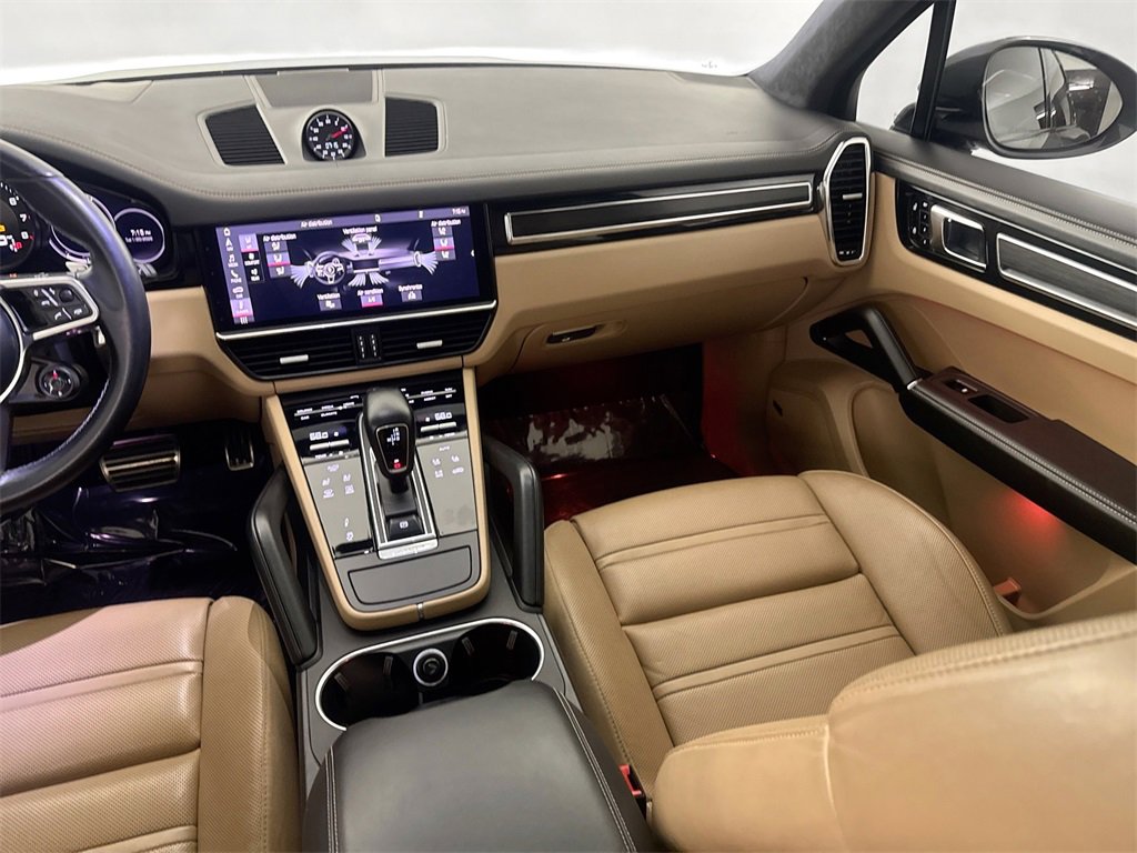 Used 2021 Porsche Cayenne GTS image 22