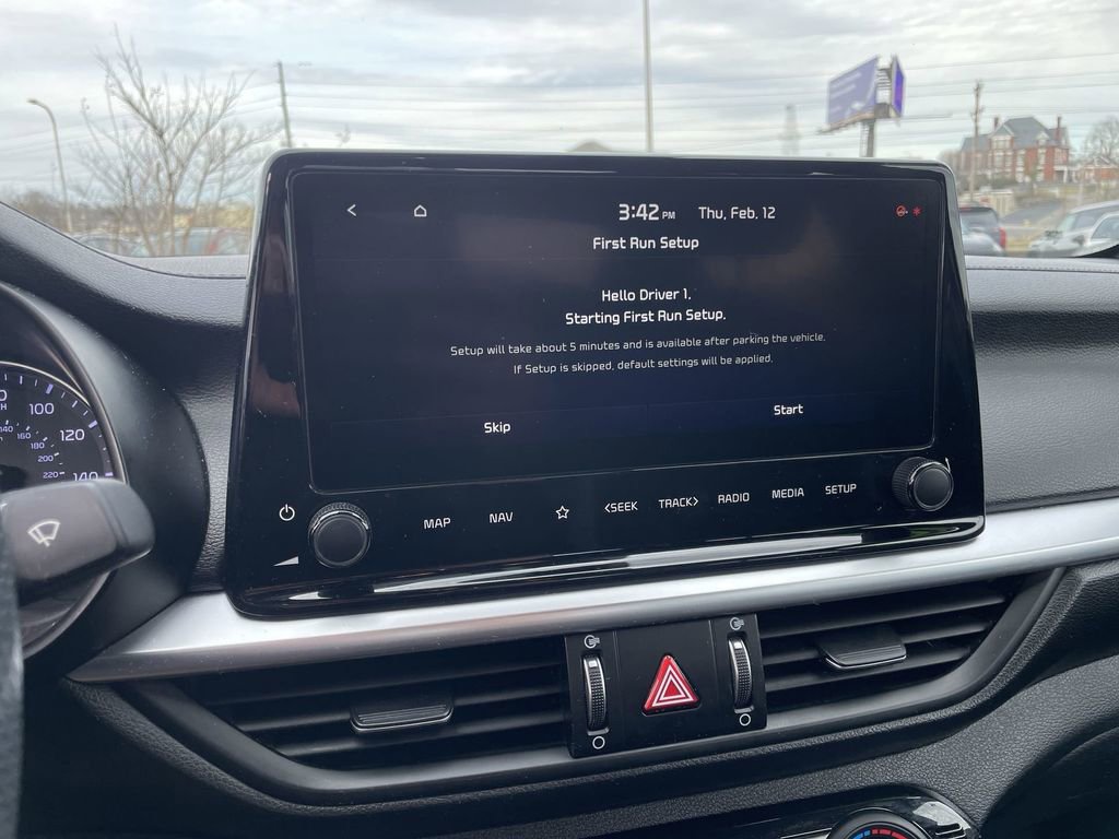 Certified 2023 Kia Forte GT-Line image 11