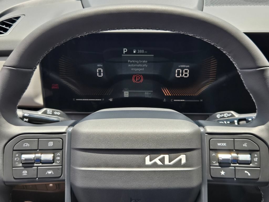 New 2027 Kia Seltos LX FWD image 11