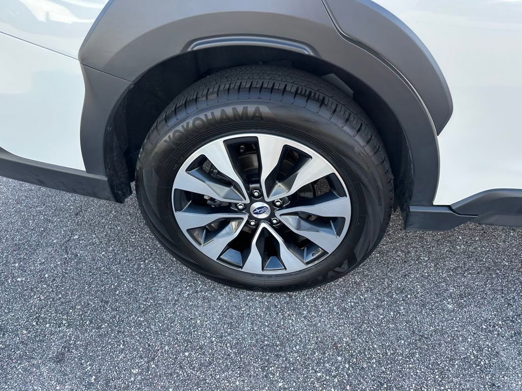 Used 2023 Subaru Outback Limited image 5