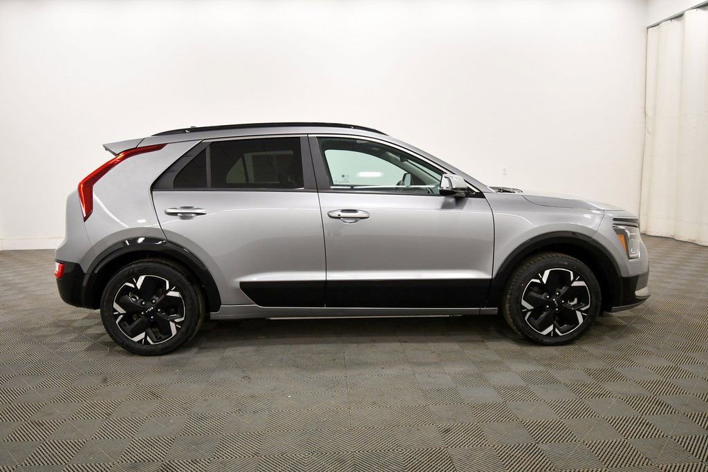 Certified 2023 Kia Niro Wind image 9