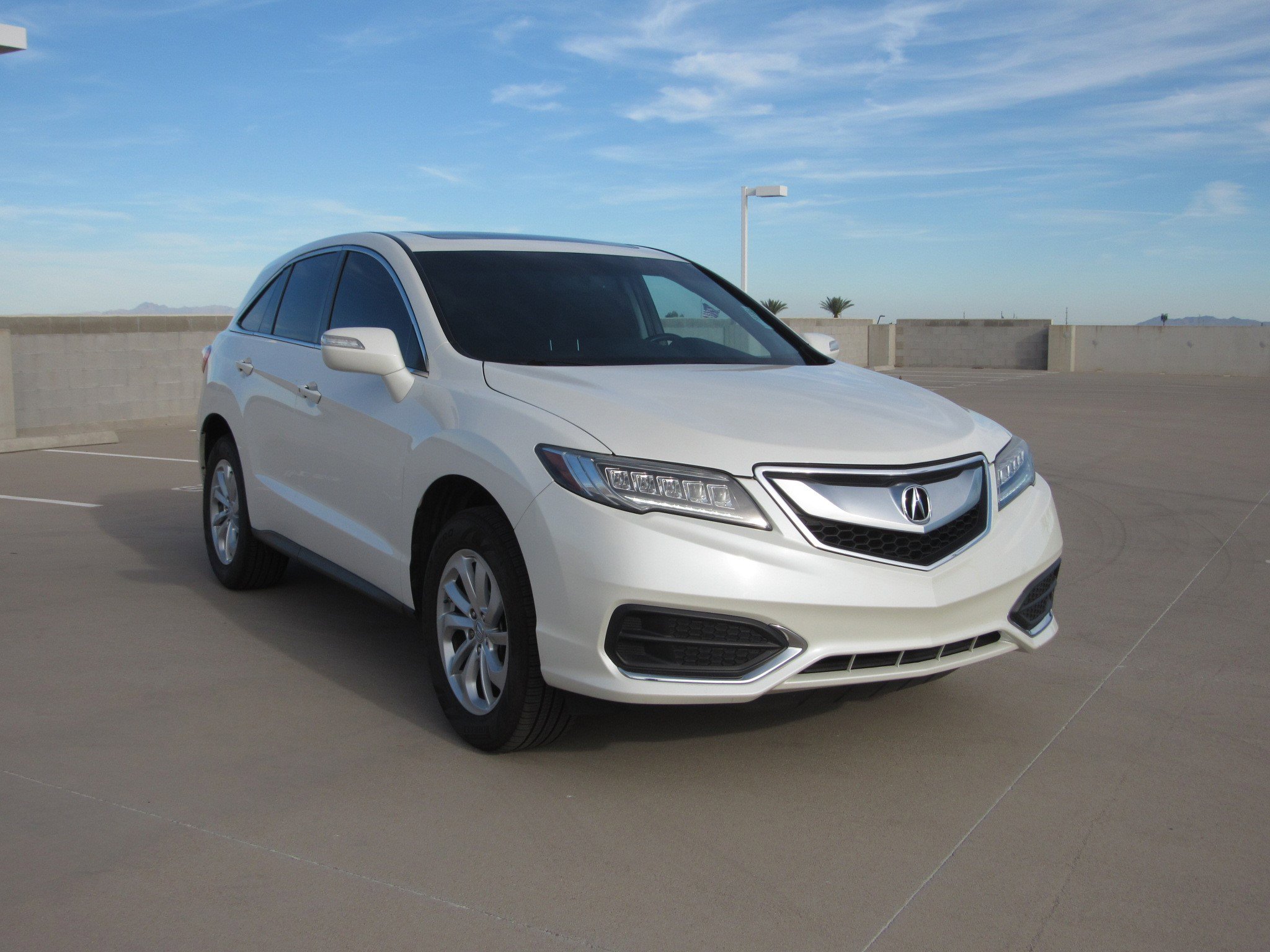 Used 2018 Acura RDX FWD w/ Technology Package image 2
