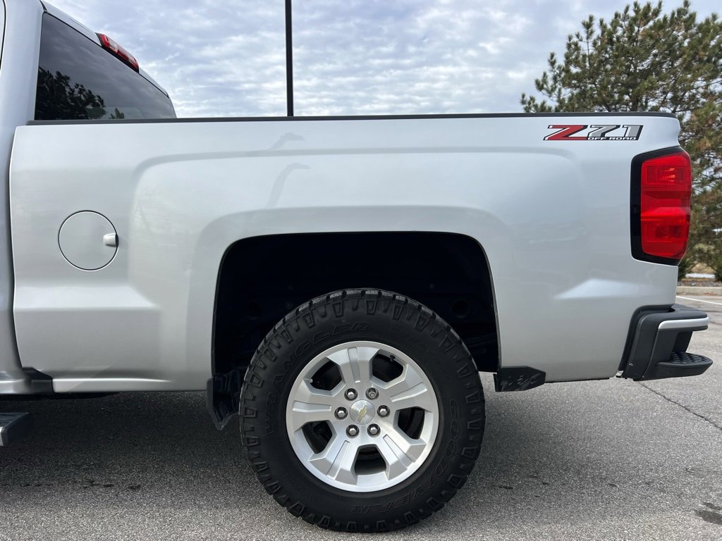 Used 2018 Chevrolet Silverado 1500 LT w/ All Star Edition image 73
