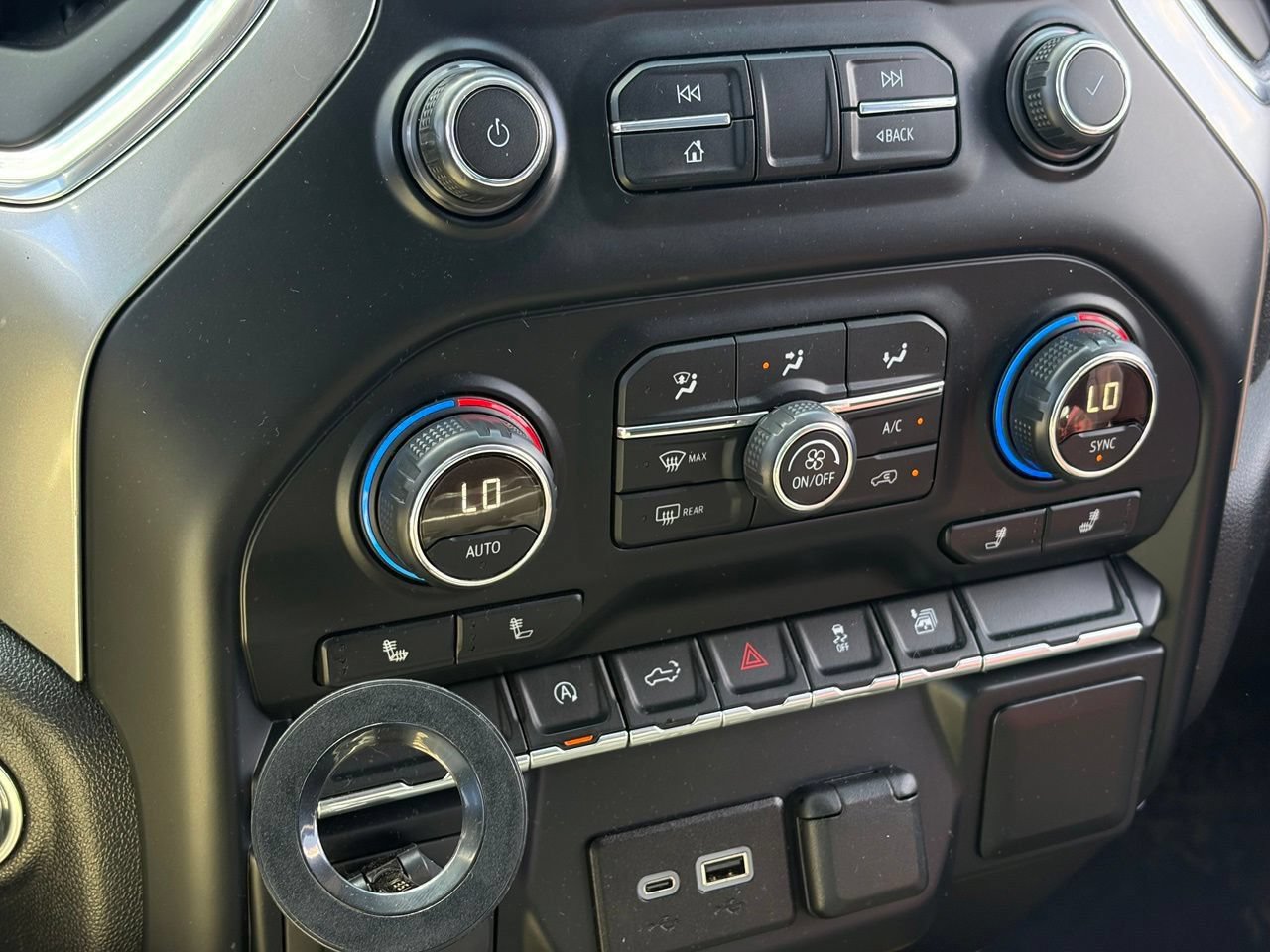 Used 2019 Chevrolet Silverado 1500 LT w/ All-Star Edition RWD image 9