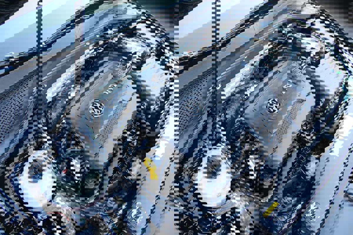 Used 2015 Volkswagen Golf Launch Edition image 29