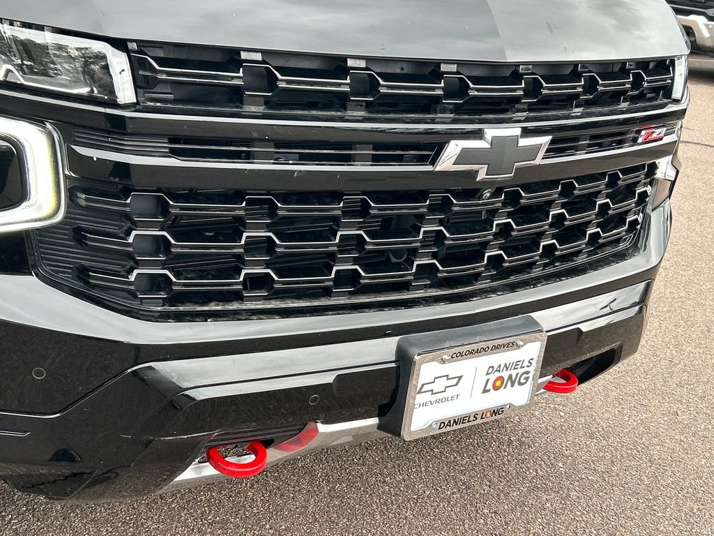 Used 2024 Chevrolet Tahoe Z71 w/ Z71 Off-Road Package AWD/4WD image 25