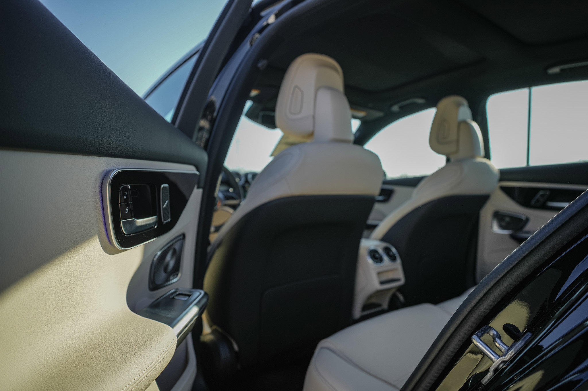 New 2026 Mercedes-Benz C 300 4MATIC Sedan image 29