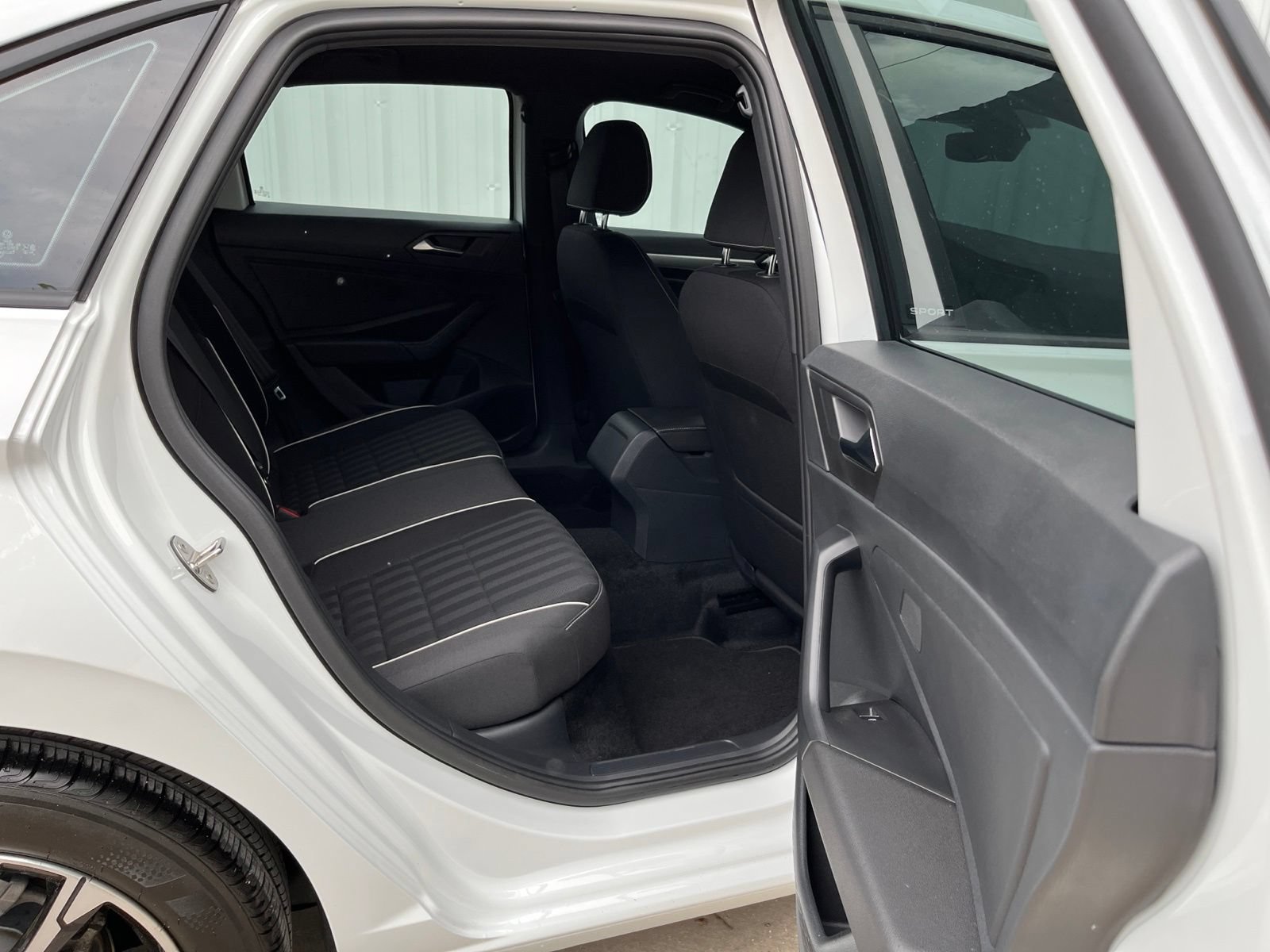 Used 2024 Volkswagen Jetta Sport FWD image 14