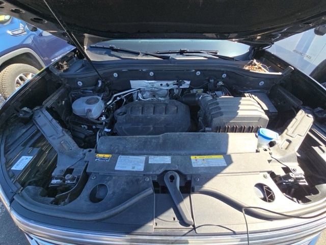 Used 2025 Volkswagen Atlas SE image 17