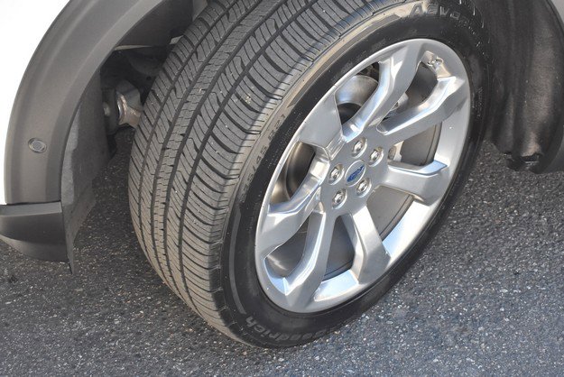 Used 2020 Ford Explorer Platinum image 11