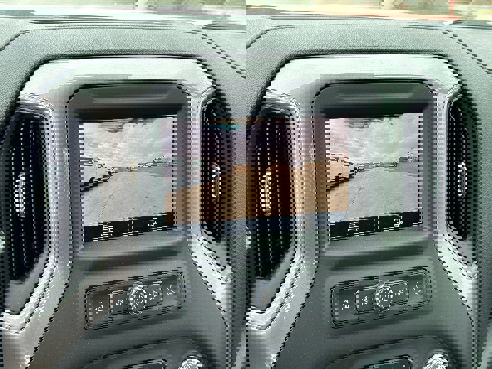 New 2025 GMC Sierra 3500 Pro w/ 1SA Pro Safety Plus Package image 31