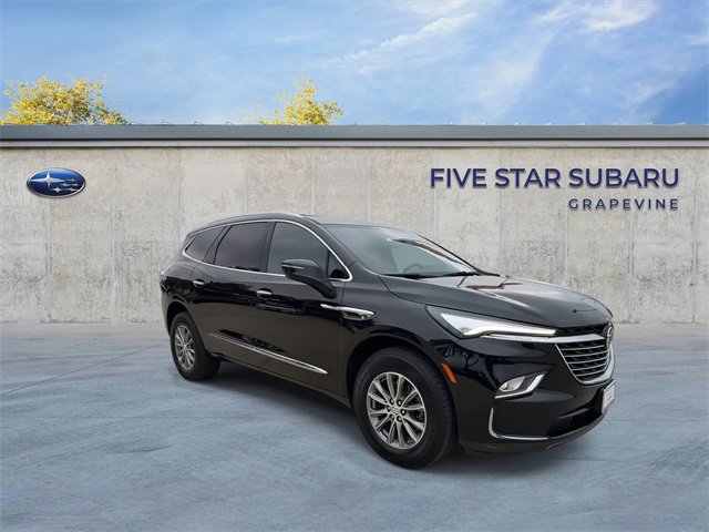 Used 2024 Buick Enclave Premium image 2