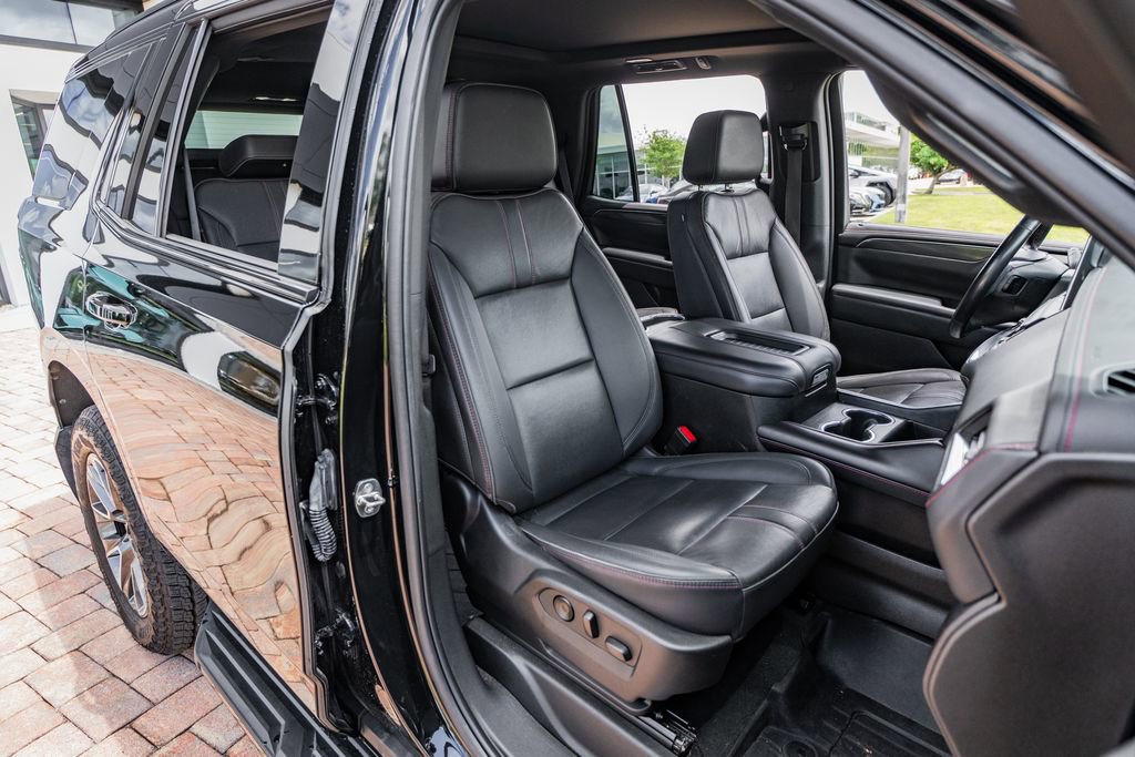 Used 2022 Chevrolet Tahoe RST w/ Sport Performance Package image 31