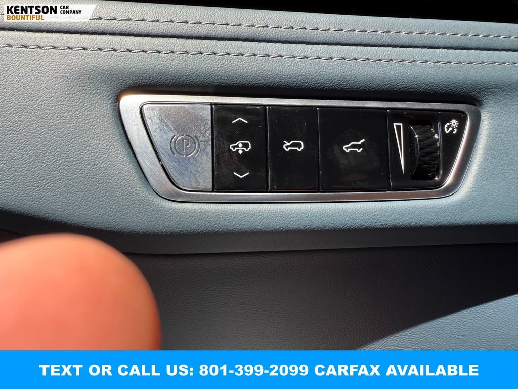 Used 2025 Cadillac Escalade IQ Luxury 2 w/ LPO, Premium Carpet Package AWD/4WD image 18