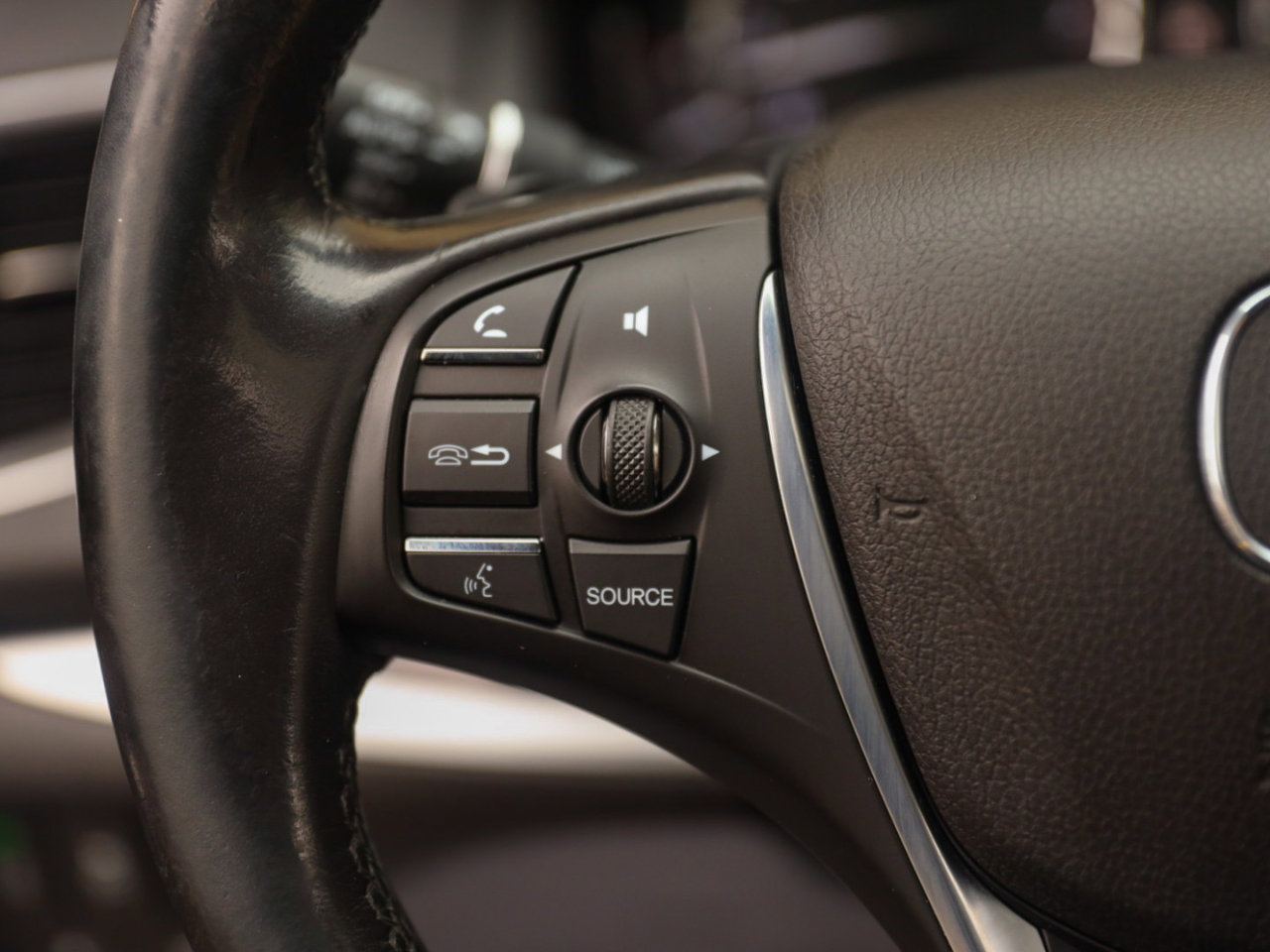 Used 2016 Acura TLX V6 w/ Technology Package image 42