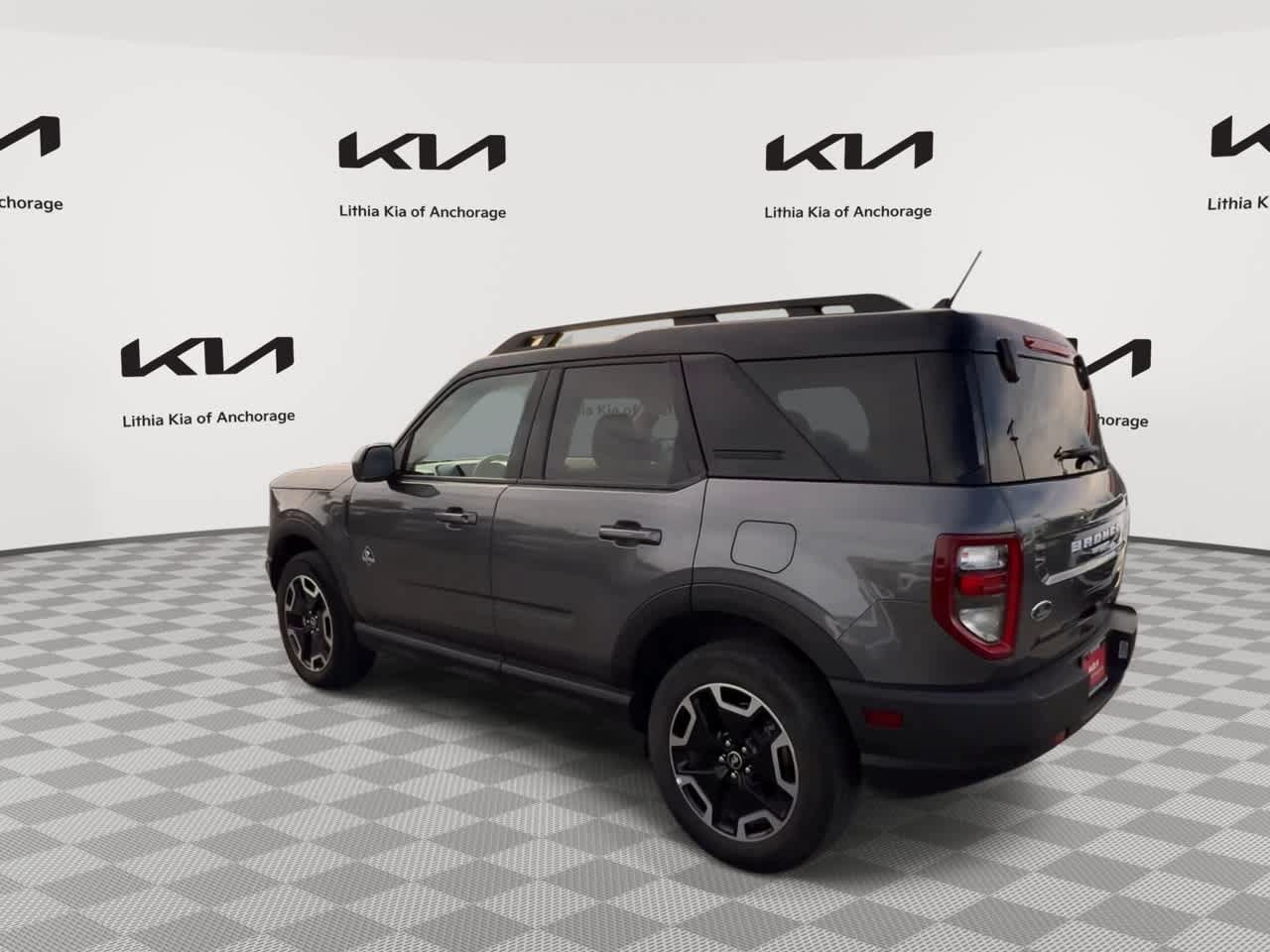 Used 2024 Ford Bronco Sport Outer Banks w/ Tech Package AWD/4WD image 7
