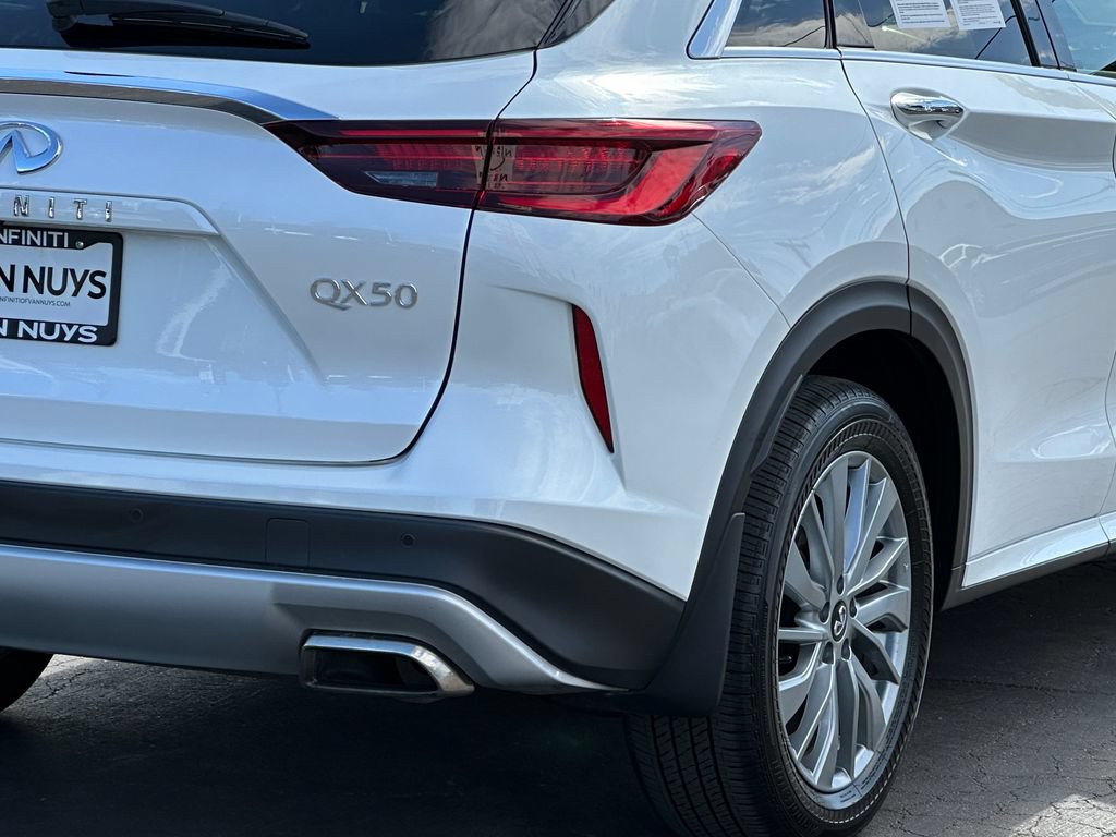 Used 2025 INFINITI QX50 Luxe AWD/4WD image 8