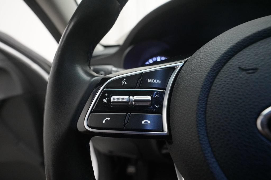 Used 2020 Kia Optima SE FWD image 17