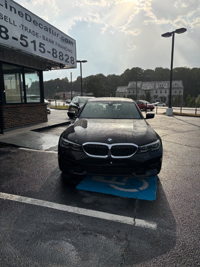 Used 2019 BMW 330i Sedan w/ Convenience Package RWD image 2