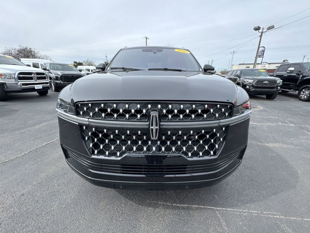 Used 2025 Lincoln Navigator Black Label image 28