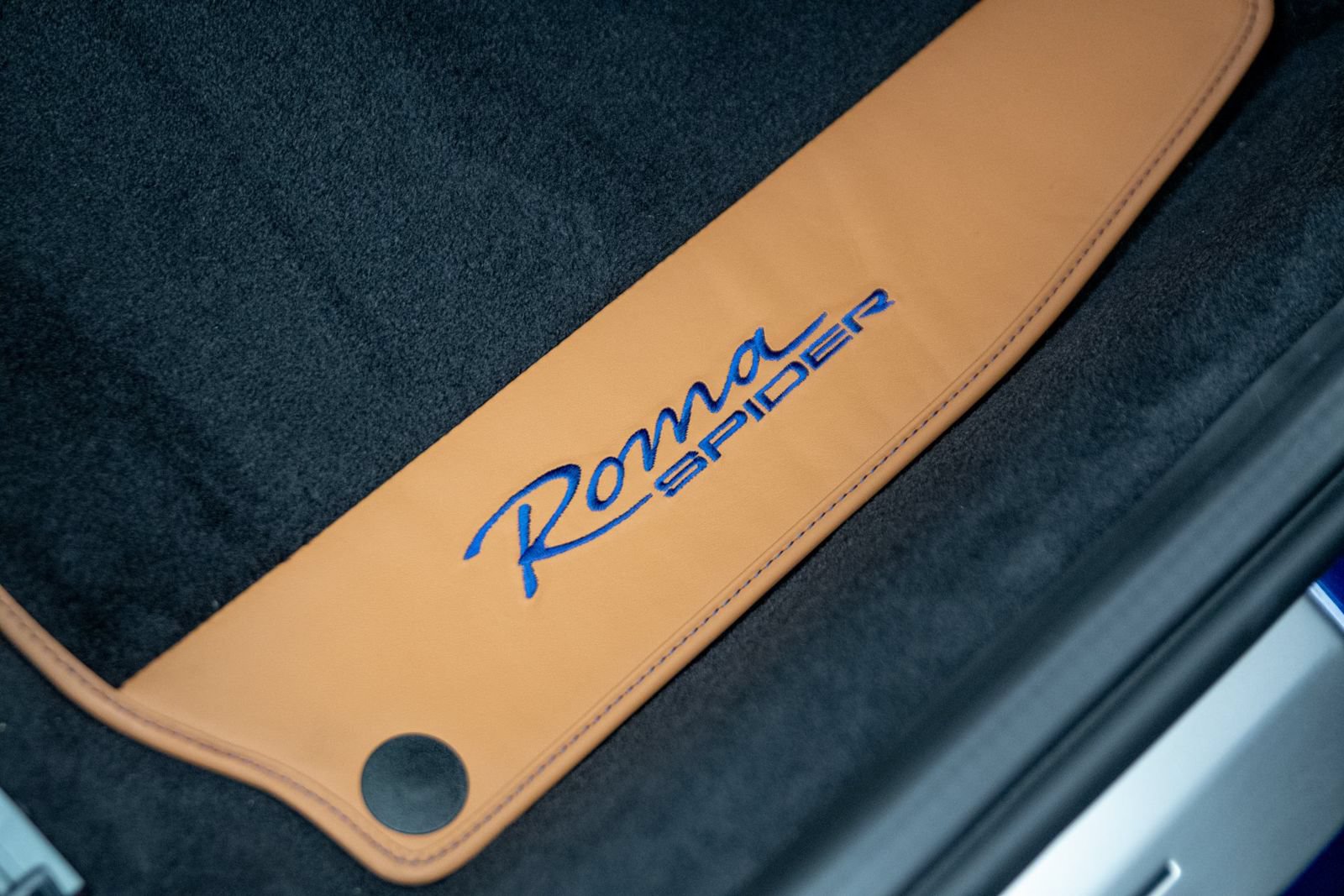 Used 2025 Ferrari Roma Spider RWD image 29