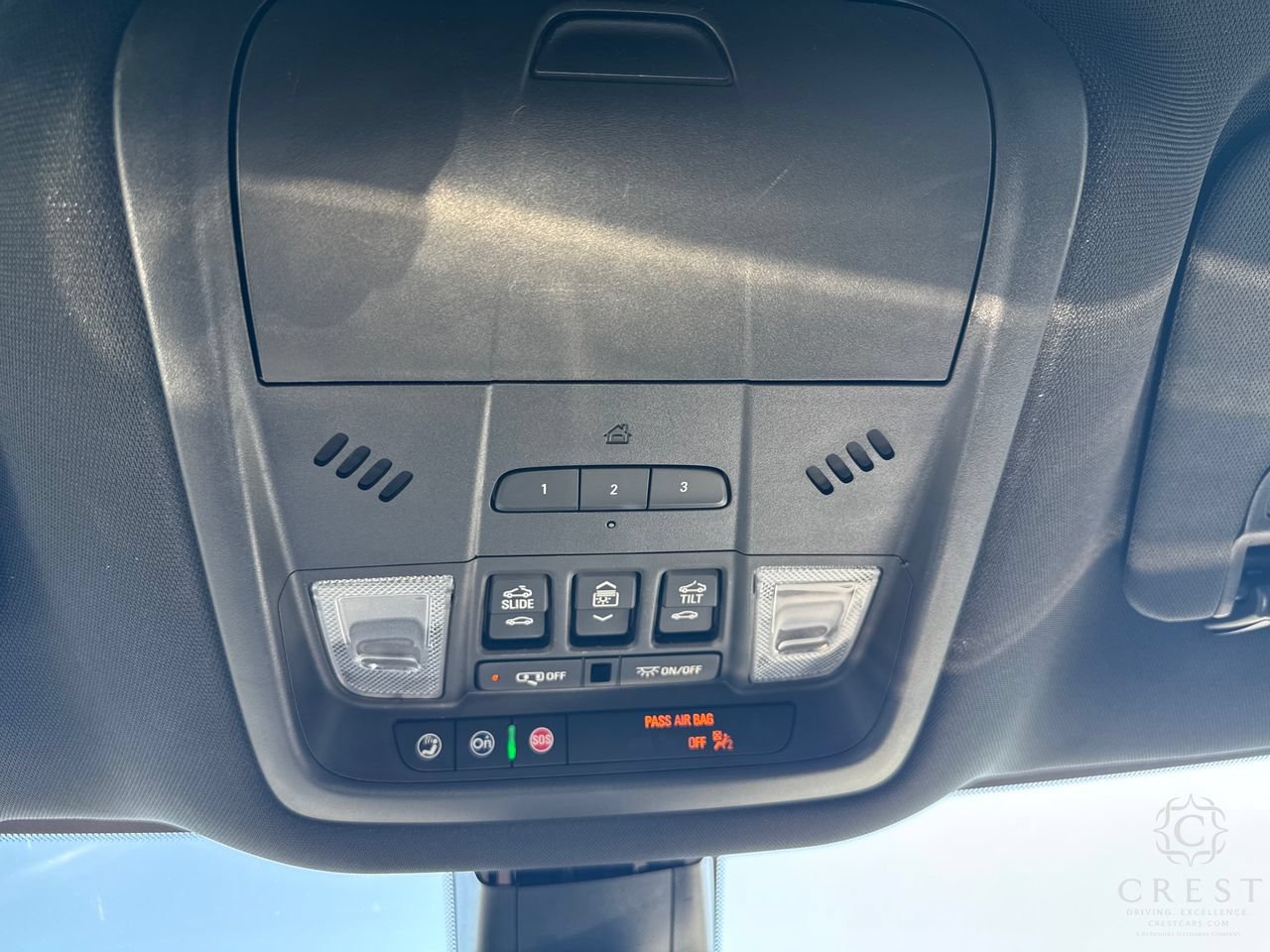 Used 2024 Buick Enclave Essence w/ Experience Buick Package FWD image 24