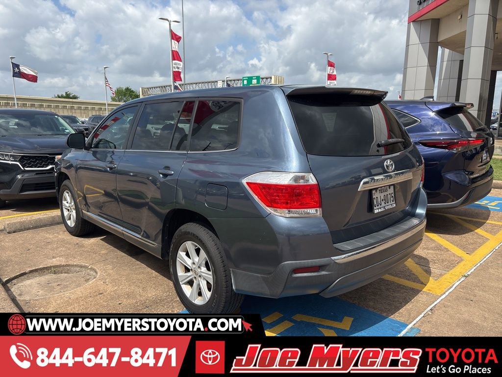 Used 2013 Toyota Highlander FWD image 3
