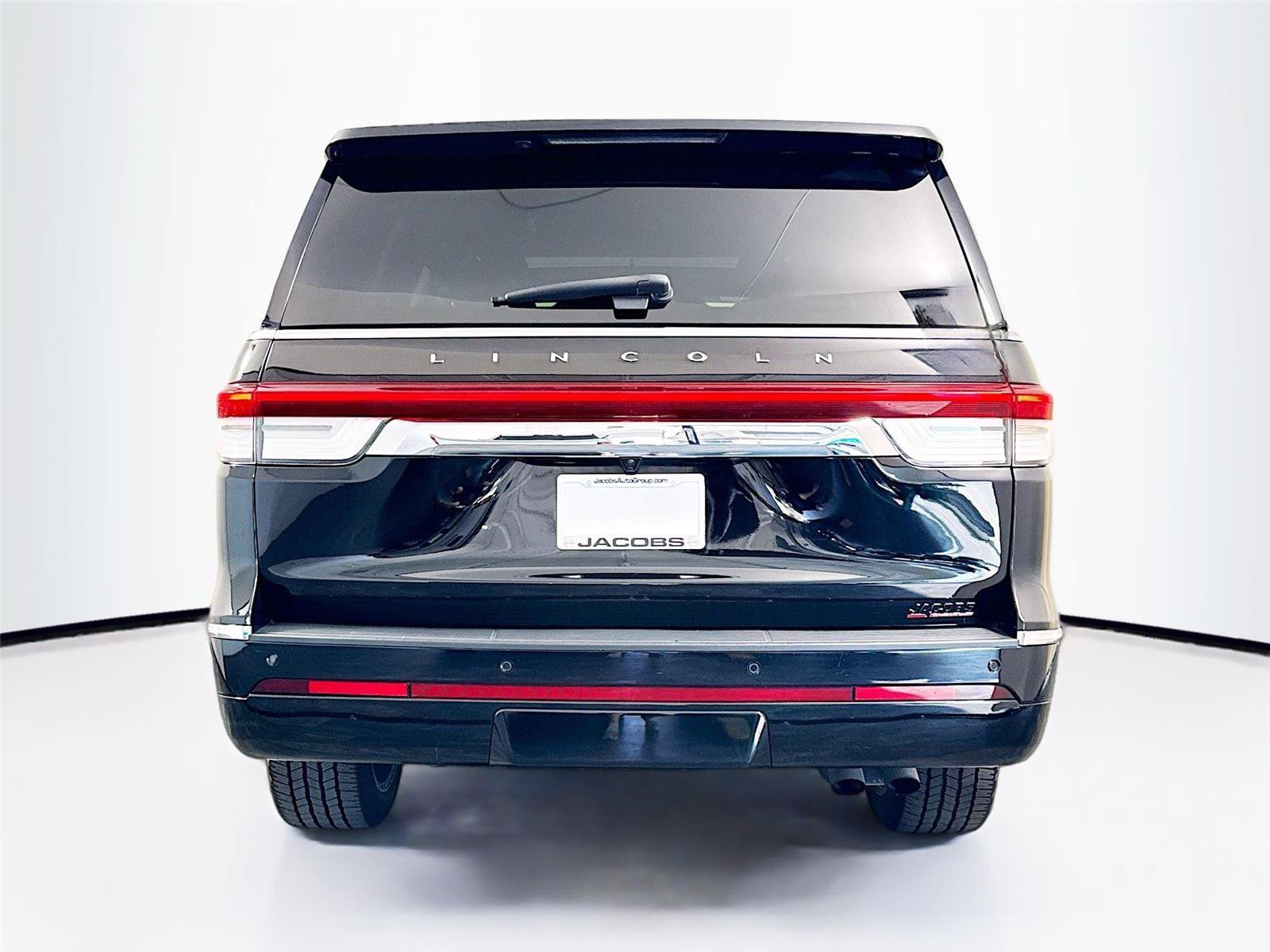 Used 2023 Lincoln Navigator Reserve AWD/4WD image 34