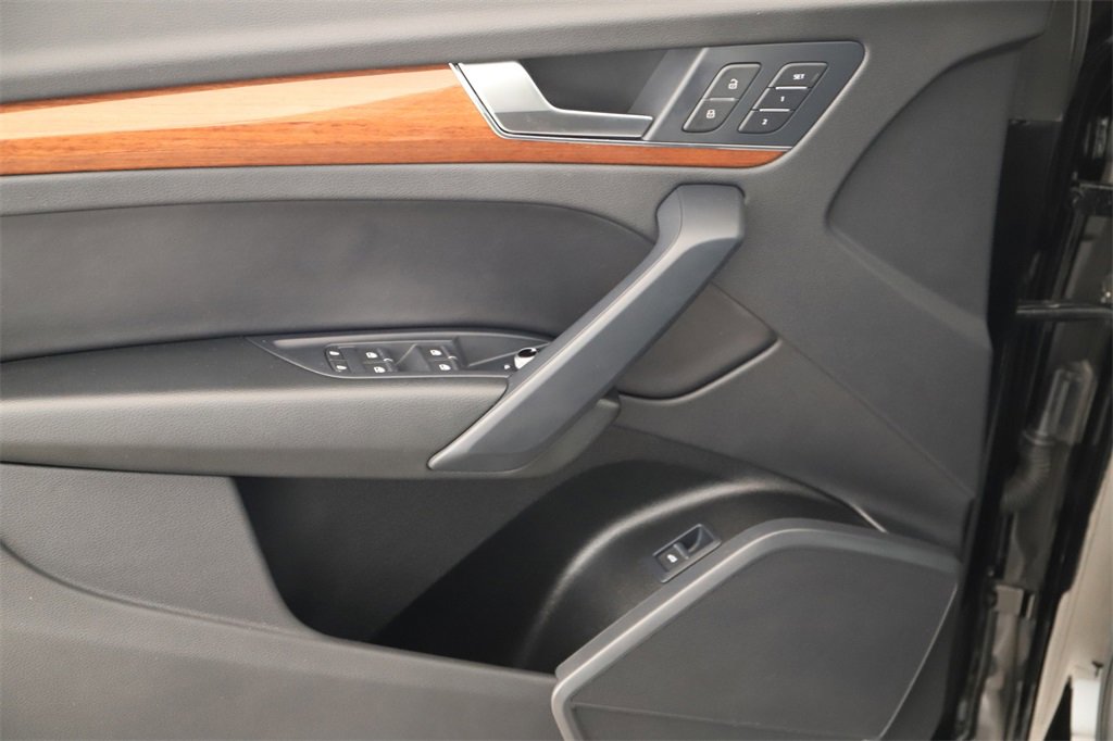 Certified 2023 Audi Q5 2.0T Premium w/ Convenience Package image 23