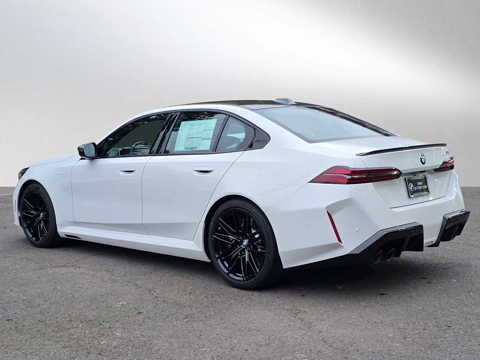 New 2026 BMW M5 w/ Carbon Package image 5