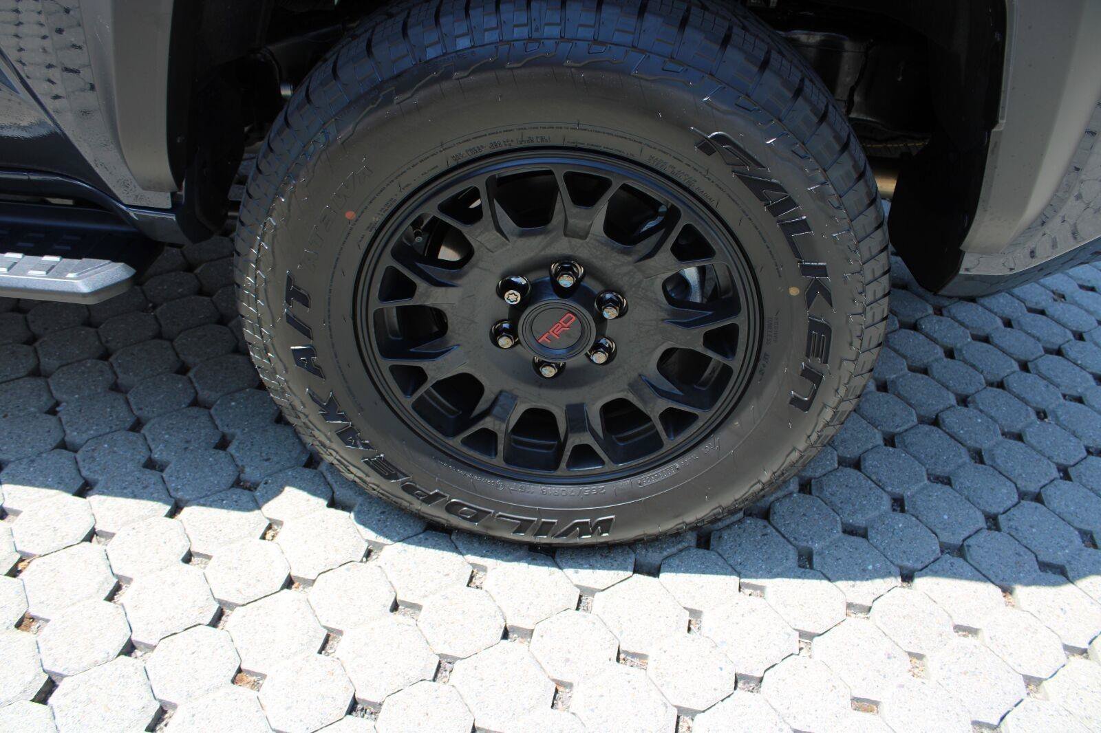 Certified 2026 Toyota 4Runner TRD Off-Road Premium w/ Tow Technology Package AWD/4WD image 15