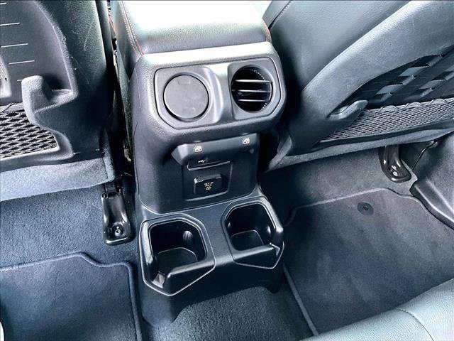 Used 2020 Jeep Gladiator Rubicon AWD/4WD image 24