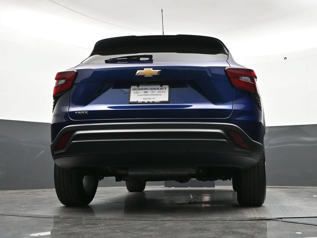 Certified 2024 Chevrolet Trax LS w/ LS Convenience Package FWD image 27