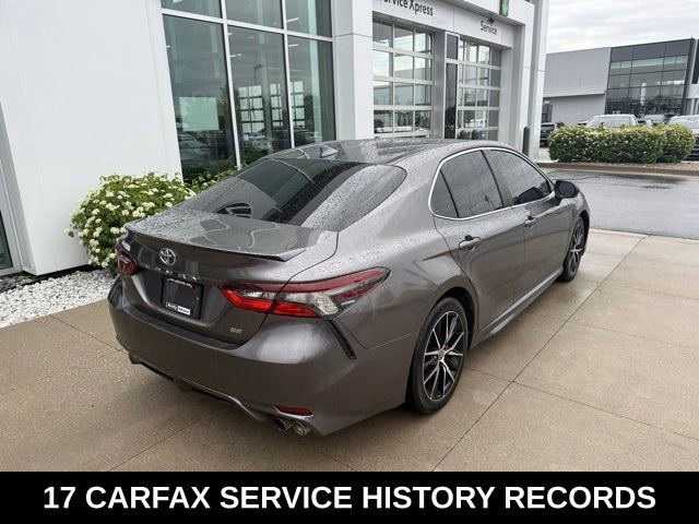 Used 2022 Toyota Camry SE w/ Audio Upgrade Package FWD image 6